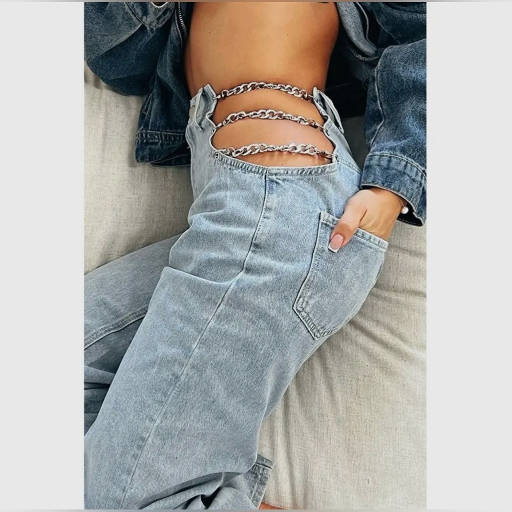 88-Y2K 90s Chic Chain Side Wide Leg Jeans Size M